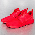 Sneaker Rosherun Hyperfusion in rot