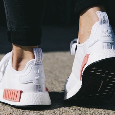 NMD R1 schwarze Gummisohle