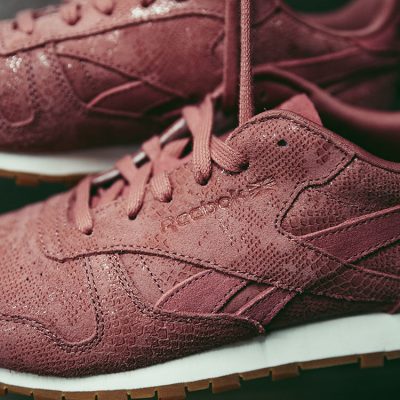 Reebok classic leather in rosa Seitenansicht_Reebok Logo