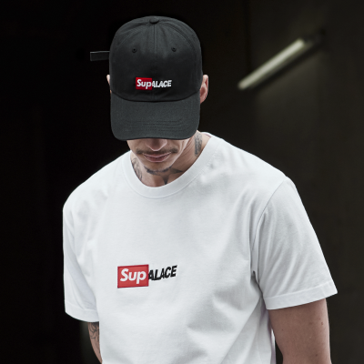 Supalace Cap und Shirt